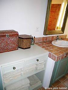 Sud della Francia - Alpilles - 4 Camere - Villa appartamento casa vacanze - bagno 1 (PR-608) photo 2 di 4