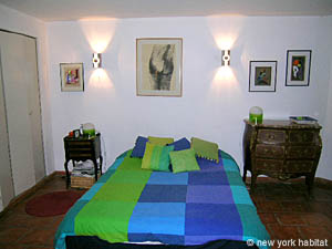 S&uuml;dfrankreich 2 Zimmer - Loft ferienwohnung - schlafzimmer (PR-611) photo 1 von 12
