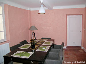 South France - French Riviera - 2 Bedroom - Villa accommodation - living room (PR-625) photo 5 of 12