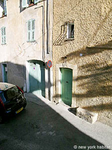 South France - French Riviera - 2 Bedroom - Villa accommodation - living room (PR-625) photo 9 of 12
