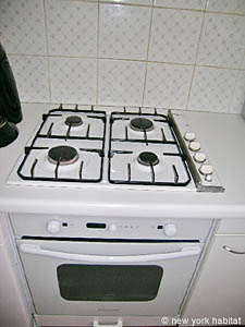 South France - French Riviera - 2 Bedroom - Villa accommodation - kitchen (PR-625) photo 6 of 10