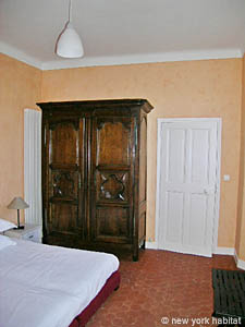 South France - French Riviera - 2 Bedroom - Villa accommodation - bedroom 2 (PR-625) photo 2 of 6
