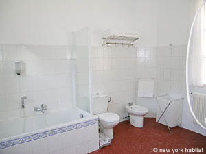 South France - French Riviera - 2 Bedroom - Villa accommodation - bathroom 1 (PR-625) photo 1 of 8