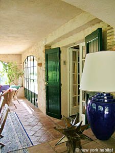 South France - French Riviera - 6 Bedroom - Villa accommodation - living room (PR-626) photo 9 of 22