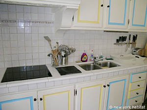 South France - French Riviera - 6 Bedroom - Villa accommodation - kitchen (PR-626) photo 3 of 7