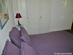 South France - French Riviera - 6 Bedroom - Villa accommodation - bedroom 1 (PR-626) photo 6 of 8