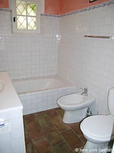 South France - French Riviera - 6 Bedroom - Villa accommodation - bathroom 1 (PR-626) photo 1 of 3