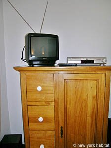 South France - French Riviera - 6 Bedroom - Villa accommodation - bedroom 2 (PR-626) photo 3 of 4