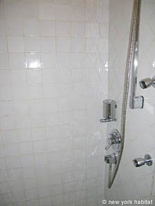South France - French Riviera - 6 Bedroom - Villa accommodation - bathroom 2 (PR-626) photo 3 of 6