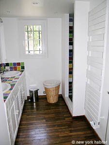 South France - French Riviera - 6 Bedroom - Villa accommodation - bathroom 3 (PR-626) photo 1 of 6