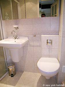 Sur de Francia - Riviera Francesa - Estudio alojamiento - ba&ntilde;o (PR-630) photo 1 de 3