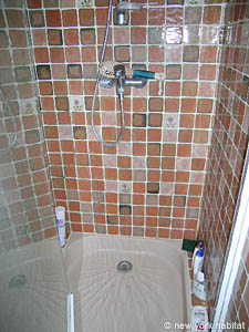 Sud de la France - Provence - Luberon - T3 - Villa appartements location vacances - chambre 1 (PR-637) photo 6 de 10