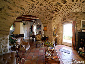 Sud de la France - Provence - Luberon - T3 - Villa appartements location vacances - chambre 2 (PR-637) photo 4 de 11