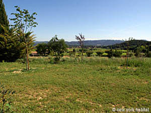 Sud de la France - Provence - Luberon - T3 - Villa appartements location vacances - chambre 2 (PR-637) photo 8 de 11