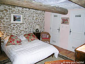 South France 4 Bedrooms - Villa accommodation bedroom 2 photo 41