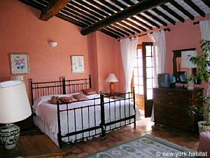 South France 4 Bedrooms - Villa accommodation bedroom 3 photo 50