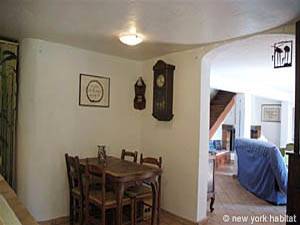 South France - French Riviera - 2 Bedroom - Villa accommodation - living room (PR-644) photo 3 of 9
