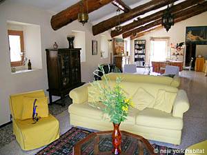 South of France Eygalires, Provence - 7 Bedroom accommodation - Apartment reference PR-648