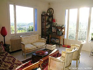 S&uuml;dfrankreich - Avignon und Umgebung - 7 Zimmer - Villa ferienwohnung - wohnzimmer (PR-650) photo 6 von 6