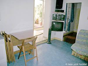 Sud della Francia - Aix en Provence - Marsiglia - 1 Camera appartamento casa vacanze - soggiorno (PR-655) photo 2 di 5