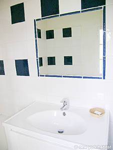 Sud della Francia - Aix en Provence - Marsiglia - 1 Camera appartamento - bagno (PR-666) photo 3 di 4