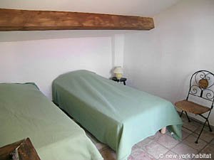 South France - French Riviera - 3 Bedroom accommodation - bedroom 3 (PR-674) photo 6 of 7
