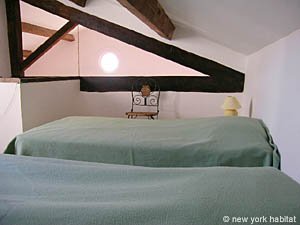 South France - French Riviera - 3 Bedroom accommodation - bedroom 3 (PR-674) photo 5 of 7
