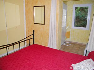 Sud della Francia - Regione di Avignone - 4 Camere - Villa appartamento casa vacanze - camera 1 (PR-688) photo 3 di 3
