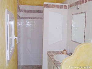 Sud della Francia - Regione di Avignone - 4 Camere - Villa appartamento casa vacanze - bagno 1 (PR-688) photo 4 di 5
