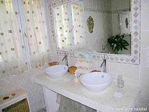 Sur de Francia - Alpilles - Estudio - Villa alojamiento - ba&ntilde;o 1 (PR-690) photo 2 de 5