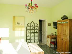 Sur de Francia - Alpilles - 2 Dormitorios - Villa alojamiento - dormitorio 1 (PR-695) photo 8 de 8