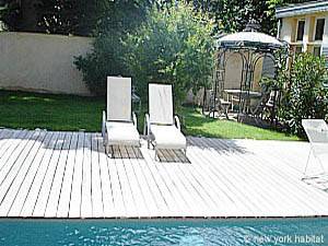 South France - Alpilles - 2 Bedroom - Villa accommodation - other (PR-695) photo 22 of 23