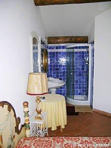 South France - Provence Luberon - 6 Bedroom - Villa accommodation - bedroom 4 (PR-697) photo 4 of 6
