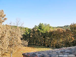 South France - Provence Luberon - 6 Bedroom - Villa accommodation - bedroom 5 (PR-697) photo 3 of 7