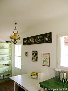 South France - Provence Luberon - 6 Bedroom - Villa accommodation - kitchen (PR-697) photo 7 of 11