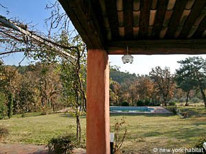 South France - Provence Luberon - 6 Bedroom - Villa accommodation - kitchen (PR-697) photo 11 of 11