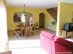 Sud de la France - Avignon et sa r&eacute;gion - T5 - Villa appartements location vacances - s&eacute;jour (PR-698) photo 3 de 11
