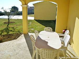 Sud de la France - Avignon et sa r&eacute;gion - T5 - Villa appartements location vacances - autre (PR-698) photo 3 de 10