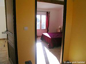 Sud de la France - Avignon et sa r&eacute;gion - T5 - Villa appartements location vacances - s&eacute;jour (PR-698) photo 11 de 11