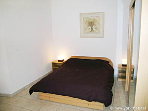 S&uuml;dfrankreich 2 Zimmer ferienwohnung - schlafzimmer (PR-707) photo 3 von 4