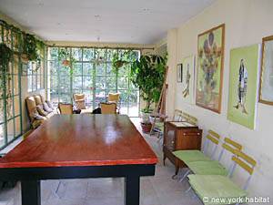 Südfrankreich - Provence - 4 Zimmer - Villa ferienwohnung - wohnzimmer (PR-715) photo 8 von 24 Südfrankreich - Provence - 4 Zimmer - Villa ferienwohnung - wohnzimmer (PR-715) photo 8 von 24