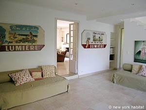 Südfrankreich - Provence - 4 Zimmer - Villa ferienwohnung - wohnzimmer (PR-715) photo 11 von 24 Südfrankreich - Provence - 4 Zimmer - Villa ferienwohnung - wohnzimmer (PR-715) photo 11 von 24