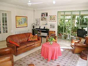 Südfrankreich - Provence - 4 Zimmer - Villa ferienwohnung - wohnzimmer (PR-715) photo 21 von 24 Südfrankreich - Provence - 4 Zimmer - Villa ferienwohnung - wohnzimmer (PR-715) photo 21 von 24