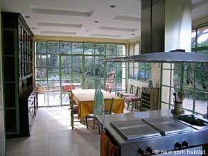 Südfrankreich - Provence - 4 Zimmer - Villa ferienwohnung - küche (PR-715) photo 1 von 9 Südfrankreich - Provence - 4 Zimmer - Villa ferienwohnung - küche (PR-715) photo 1 von 9