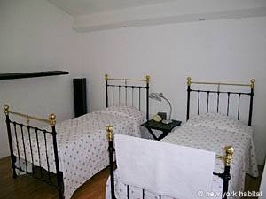 Südfrankreich - Provence - 4 Zimmer - Villa ferienwohnung - schlafzimmer 1 (PR-715) photo 2 von 6 Südfrankreich - Provence - 4 Zimmer - Villa ferienwohnung - schlafzimmer 1 (PR-715) photo 2 von 6