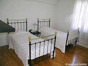 Südfrankreich - Provence - 4 Zimmer - Villa ferienwohnung - schlafzimmer 1 (PR-715) photo 3 von 6 Südfrankreich - Provence - 4 Zimmer - Villa ferienwohnung - schlafzimmer 1 (PR-715) photo 3 von 6