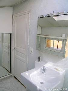 Südfrankreich - Provence - 4 Zimmer - Villa ferienwohnung - badezimmer 1 (PR-715) photo 2 von 3 Südfrankreich - Provence - 4 Zimmer - Villa ferienwohnung - badezimmer 1 (PR-715) photo 2 von 3