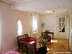 Südfrankreich - Provence - 4 Zimmer - Villa ferienwohnung - schlafzimmer 3 (PR-715) photo 5 von 6 Südfrankreich - Provence - 4 Zimmer - Villa ferienwohnung - schlafzimmer 3 (PR-715) photo 5 von 6