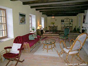South France - Alpilles - 4 Bedroom - Mas accommodation - living room (PR-718) photo 5 of 7