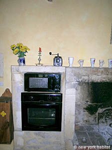 South France - Alpilles - 4 Bedroom - Mas accommodation - kitchen (PR-718) photo 4 of 8